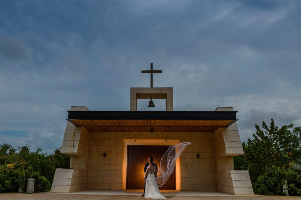 Romantic-Venues-Mexican-Caribbean-Wedding-(8)