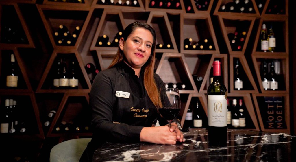 Ivette Vargas Sommelier recognized by Wine Spectator in 2022