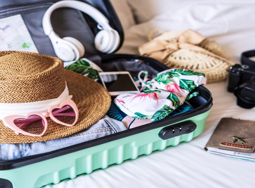 Holiday Packing: The Perfect Stress-Free Guide for a Winter Wonderland in Cancún 